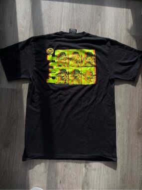 HUF Unsung Short Sleeve Tee Black Medium Graphic Skate Streetwear Rare